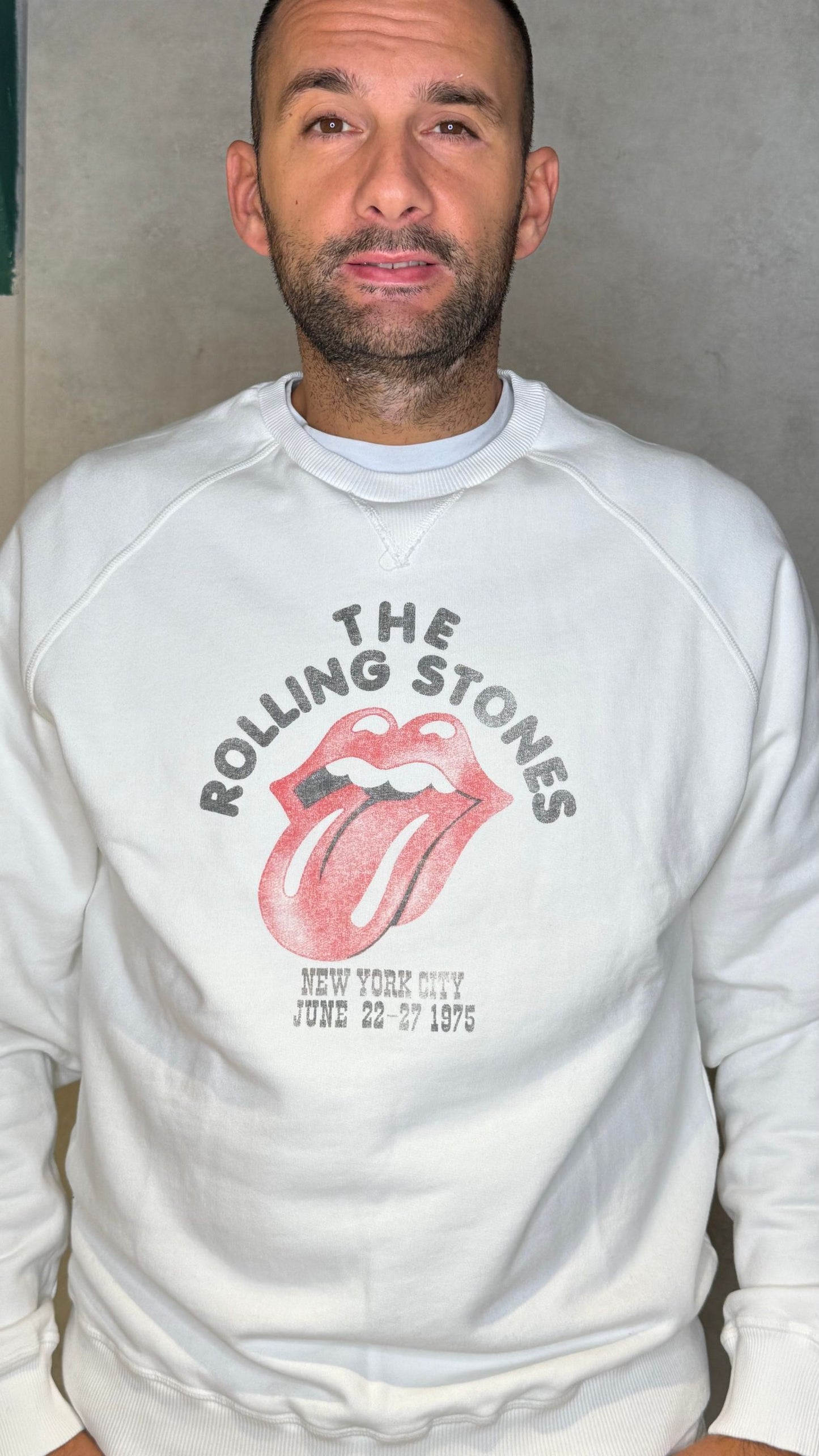 FW250109/142 - FELPA - IN THE BOX