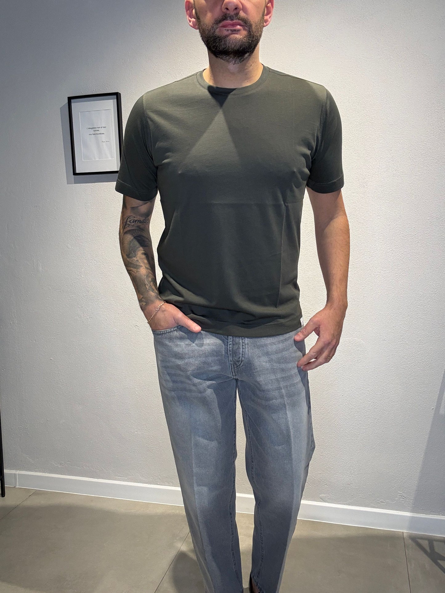 DK87103/MILITARE - T-SHIRT M/M - DIKTAT