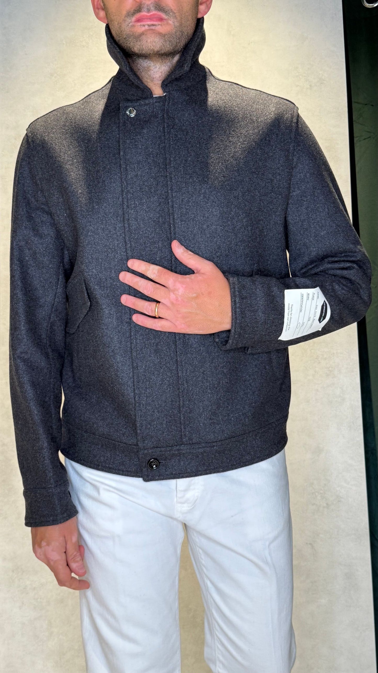 BOISE2K142/ANTRACITE - GIUBBINO - NEW YORK RESIDENT