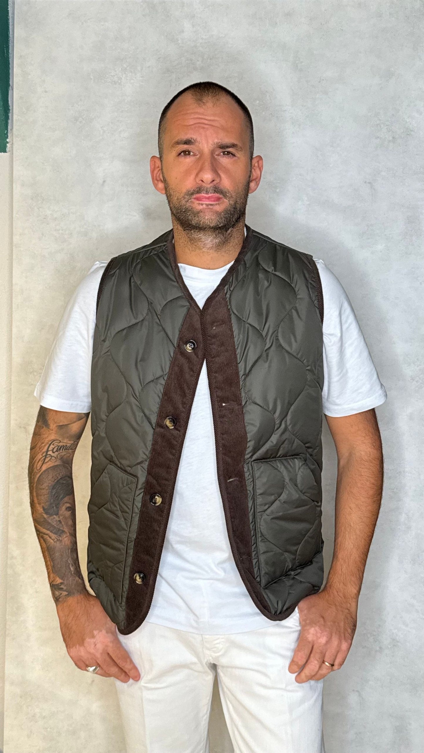 FW250167A/31 - GILET - IN THE BOX