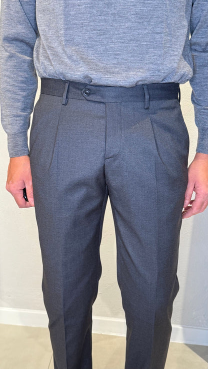 A71P201532/GRIGIO - ABITO - IDENTITA' ITALIANA