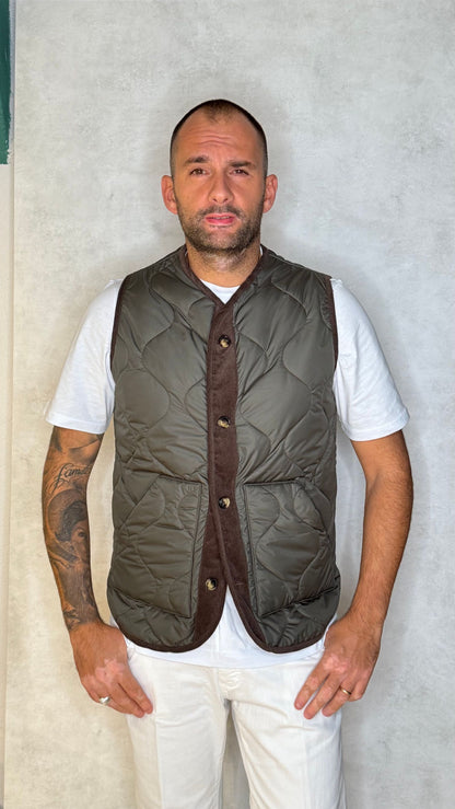 FW250167A/31 - GILET - IN THE BOX