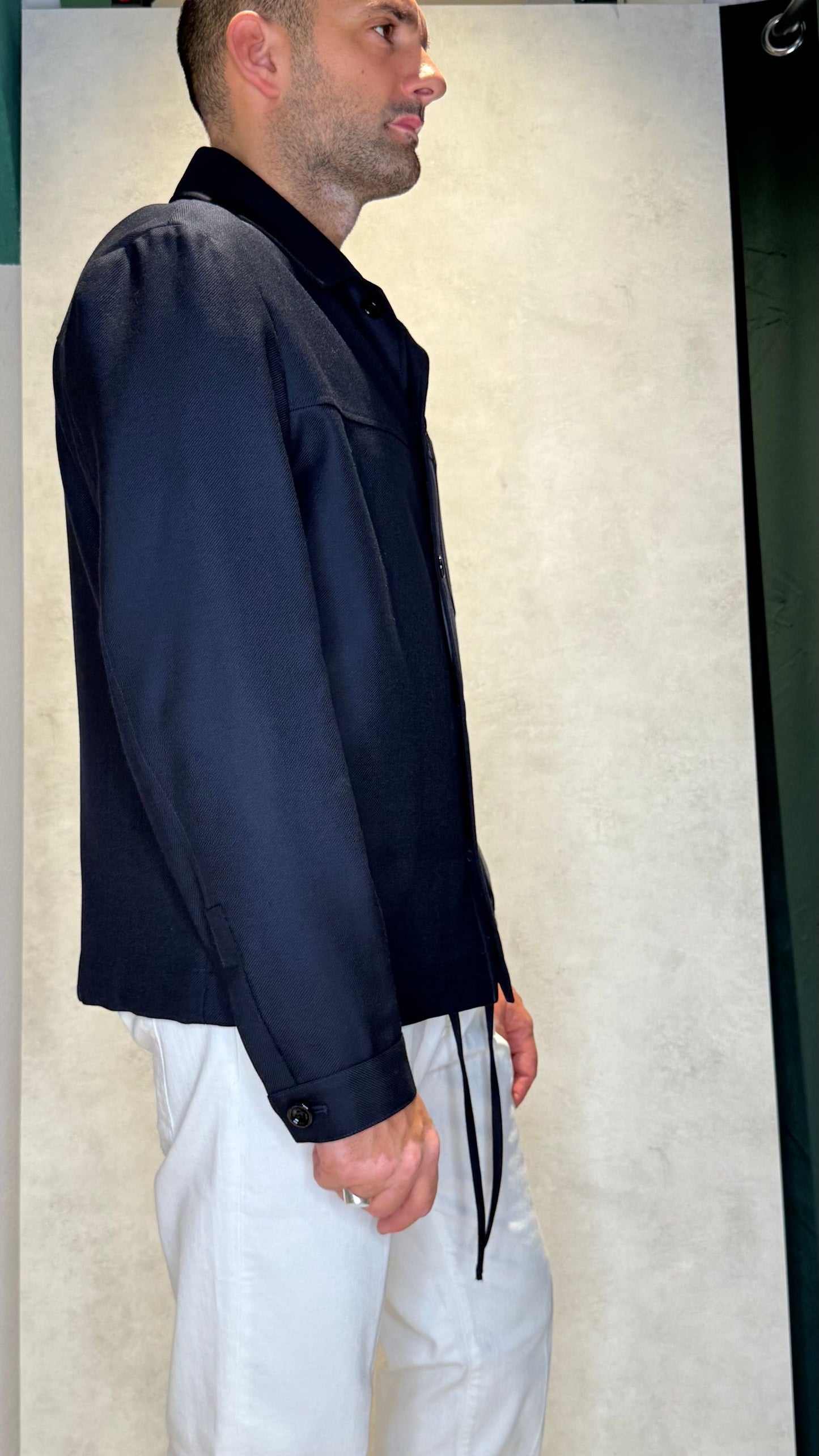 IRVINE/2K109/F25BLU - GIUBBINO - NEW YORK RESIDENT